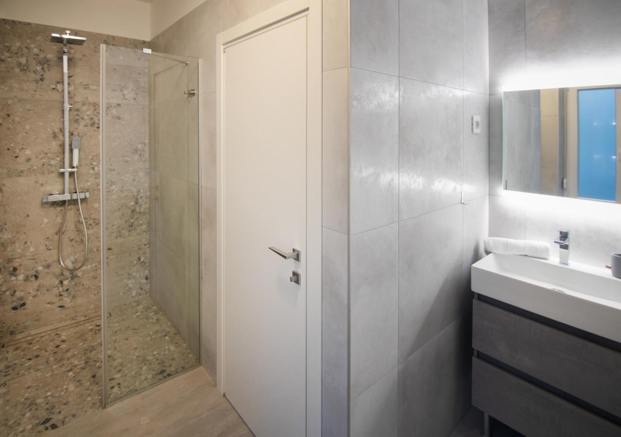 Apartman Xenna 里耶卡 外观 照片